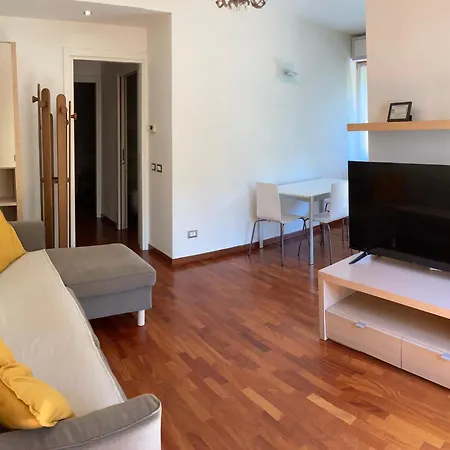 A Due Passi Dal Ponte Vecchio * Τσεζένα