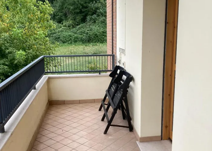 A Due Passi Dal Ponte Vecchio * Τσεζένα