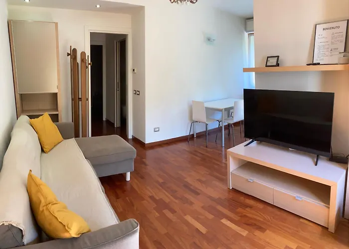 A Due Passi Dal Ponte Vecchio * Чезена